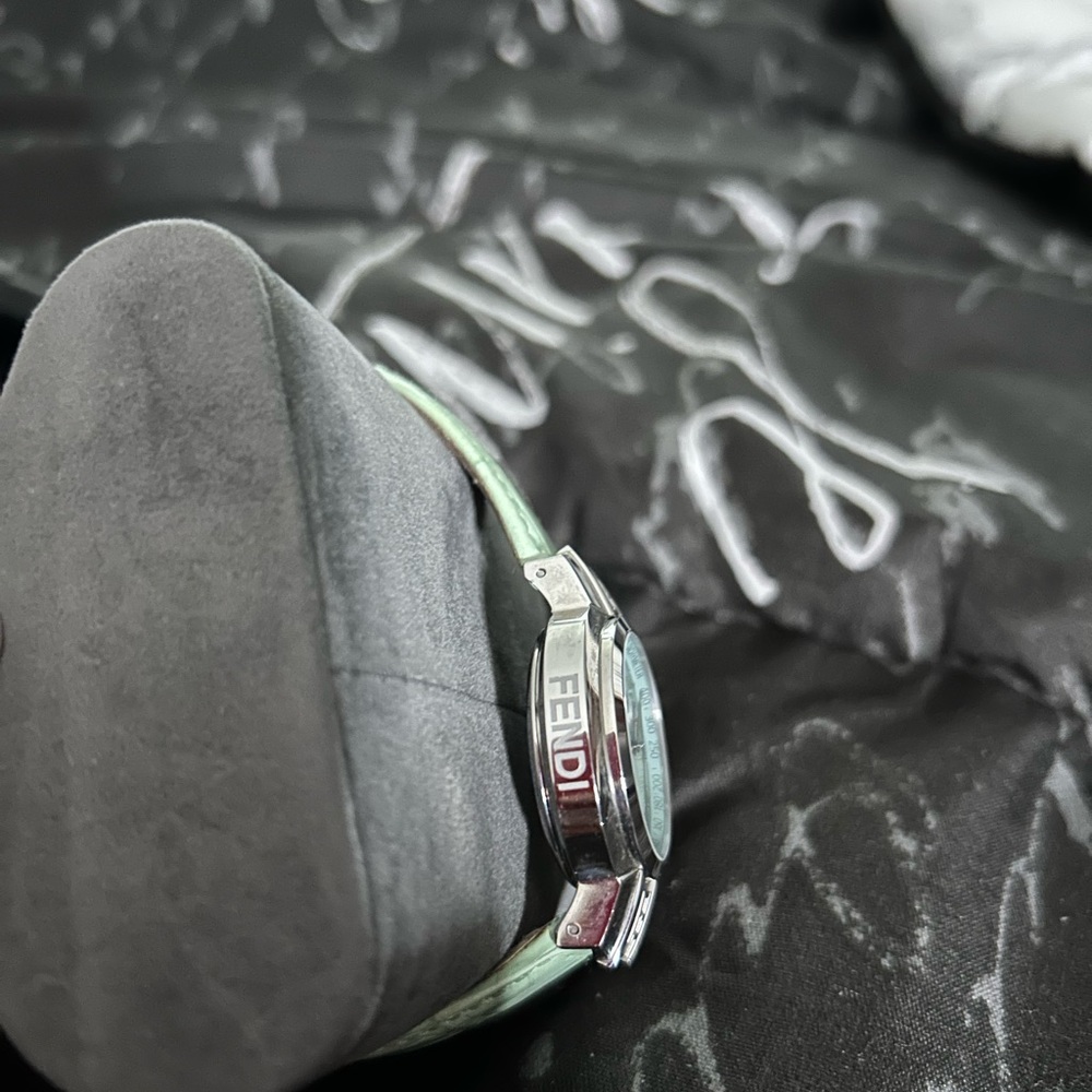 Authentic Fendi Watch - Picture 5 of 8